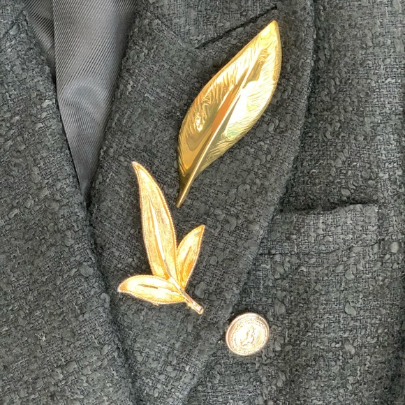 Vintage 18k Gold Plated Large Leaf Brooch - Picture 2 of 10